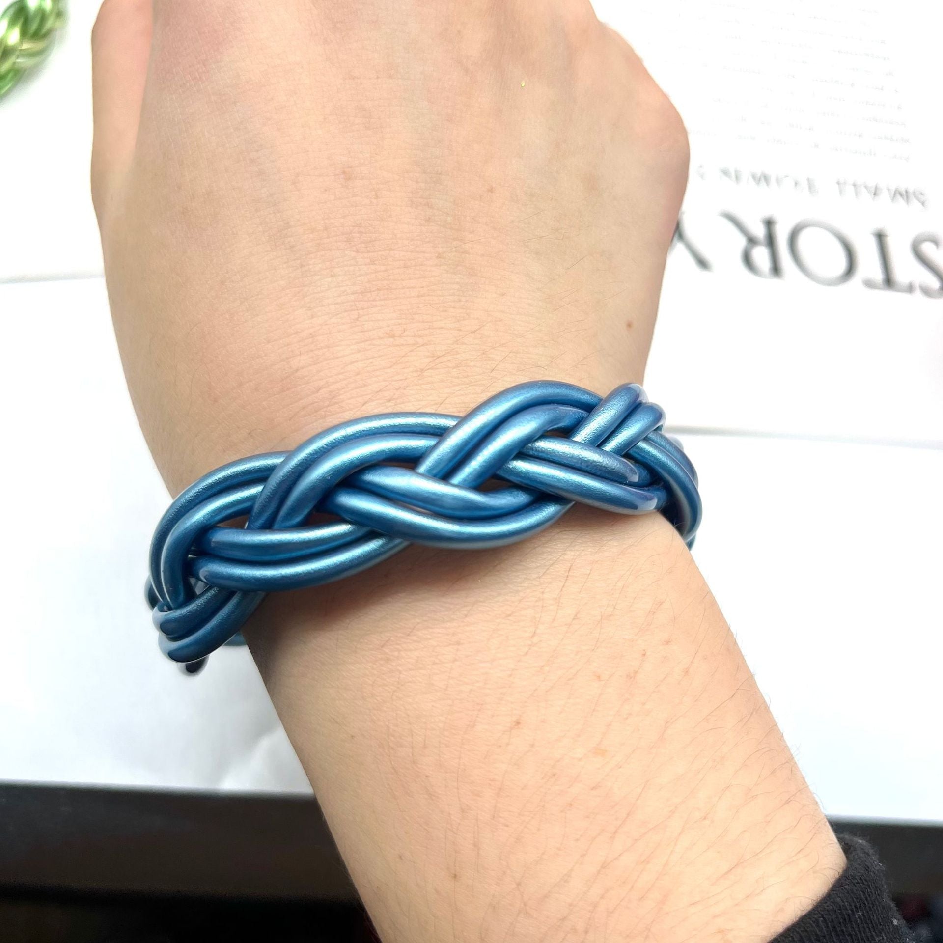 Wholesale Woven Silicone Bracelet